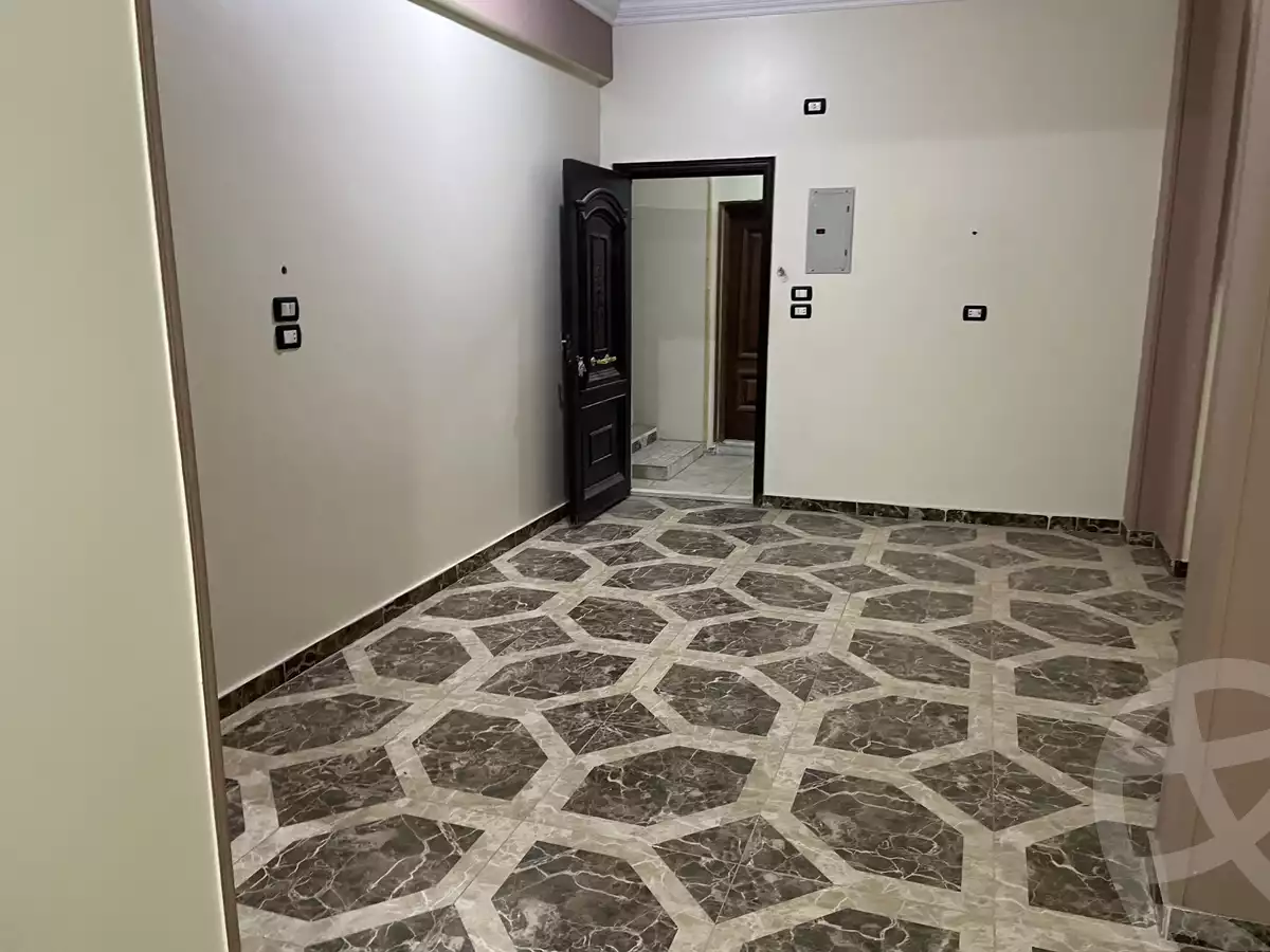 https://aqarmap.com.eg/en/listing/4067719-for-rent-cairo-helwan-kwrnysh-hlwn