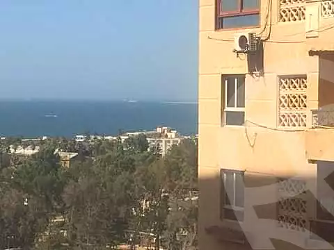 https://aqarmap.com.eg/ar/listing/4069415-for-sale-alexandria-el-montazah-compounds-royal-plaza-compound-al-halawany
