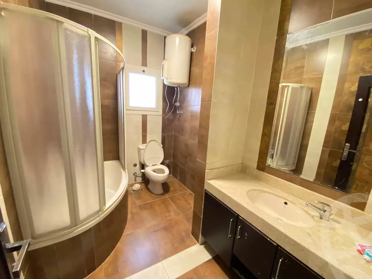 https://aqarmap.com.eg/en/listing/4071040-for-sale-cairo-el-sheikh-zayed-city-compounds-greens