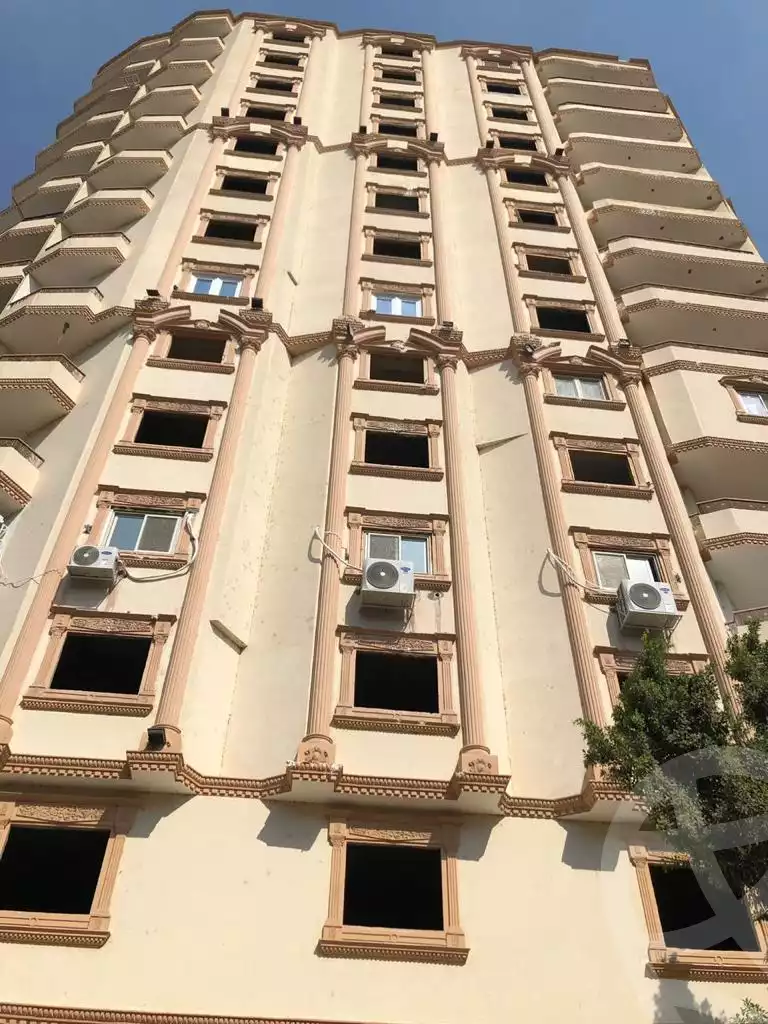 https://aqarmap.com.eg/en/listing/4070826-for-sale-cairo-ljyz-shareaa-morad  charel degol