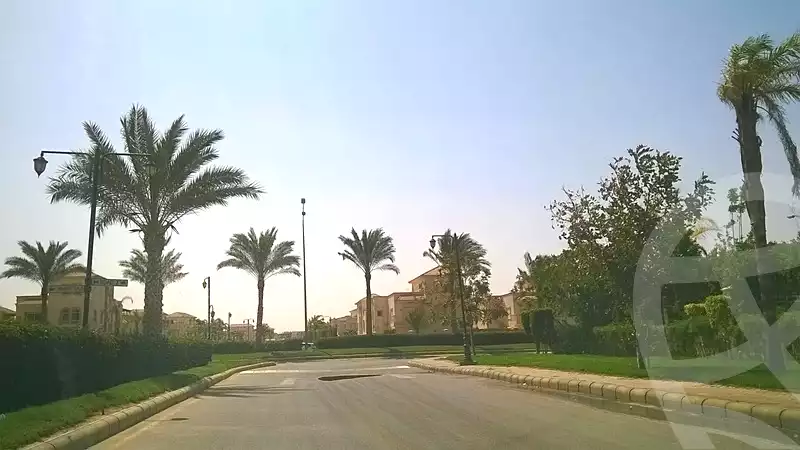 https://aqarmap.com.eg/en/listing/4071306-for-sale-cairo-el-sheikh-zayed-city-compounds-greens