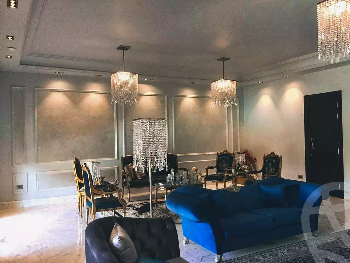 https://aqarmap.com.eg/en/listing/4074841-for-sale-cairo-el-sheikh-zayed-city-compounds-in-sheikh-zayed-royal-meadows