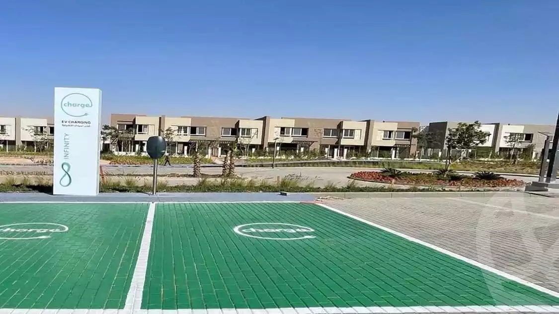 https://aqarmap.com.eg/en/listing/4075648-for-sale-cairo-6th-of-october-compounds-badya-compound-palm-hills