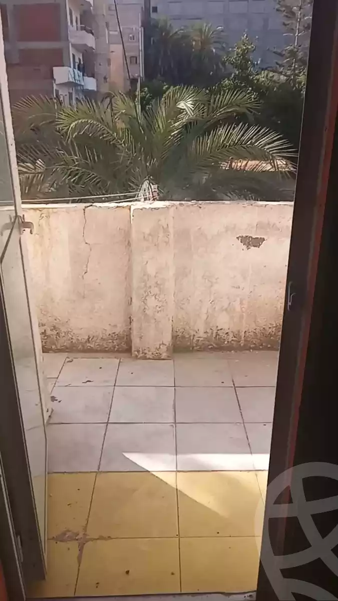 https://aqarmap.com.eg/en/listing/4075696-for-sale-alexandria-el-hanouvel-al-asdakaa-st