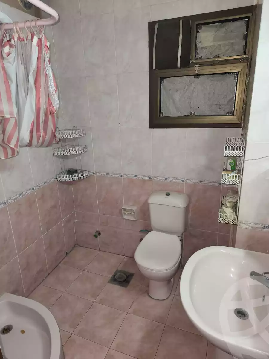 https://aqarmap.com.eg/en/listing/4076793-for-rent-cairo-heliopolis-ard-el-golf-ahmed-tayseer