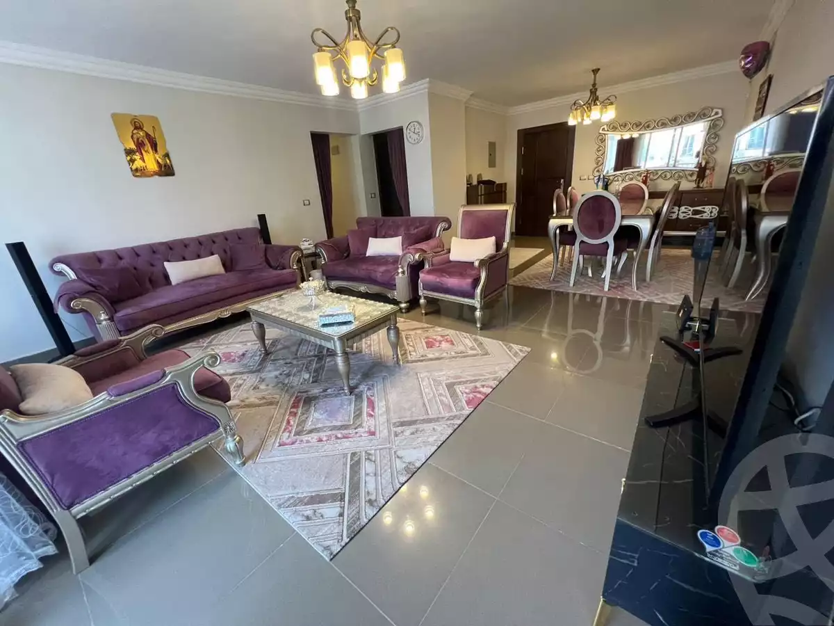 https://aqarmap.com.eg/en/listing/4079505-for-sale-cairo-new-cairo-compounds-jyd