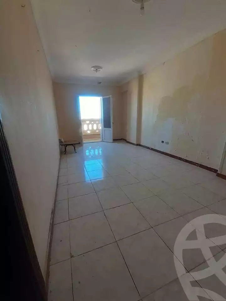 https://aqarmap.com.eg/ar/listing/4082469-for-sale-alexandria-moharram-bey-erfan-st