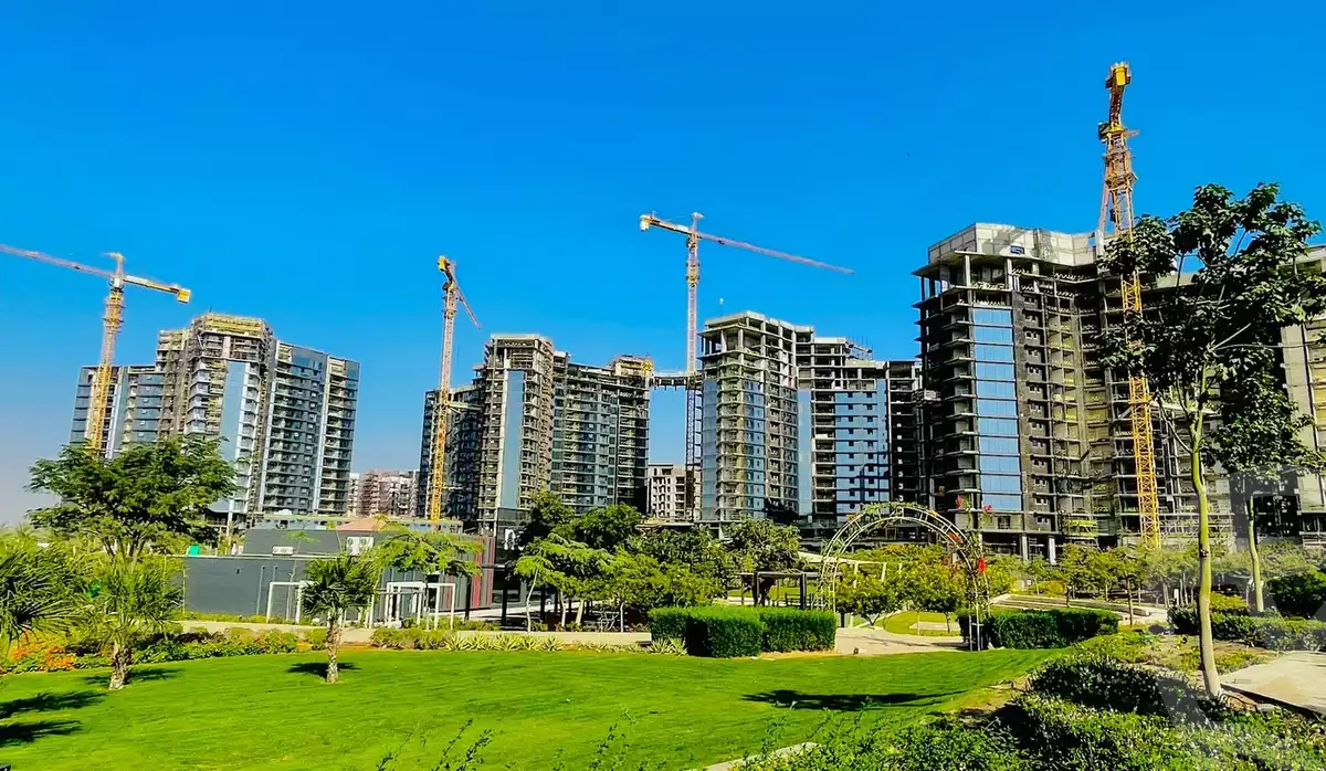 https://aqarmap.com.eg/ar/listing/4083664-for-sale-cairo-el-sheikh-zayed-city-compounds-brj-zyd-wr-llttwyr