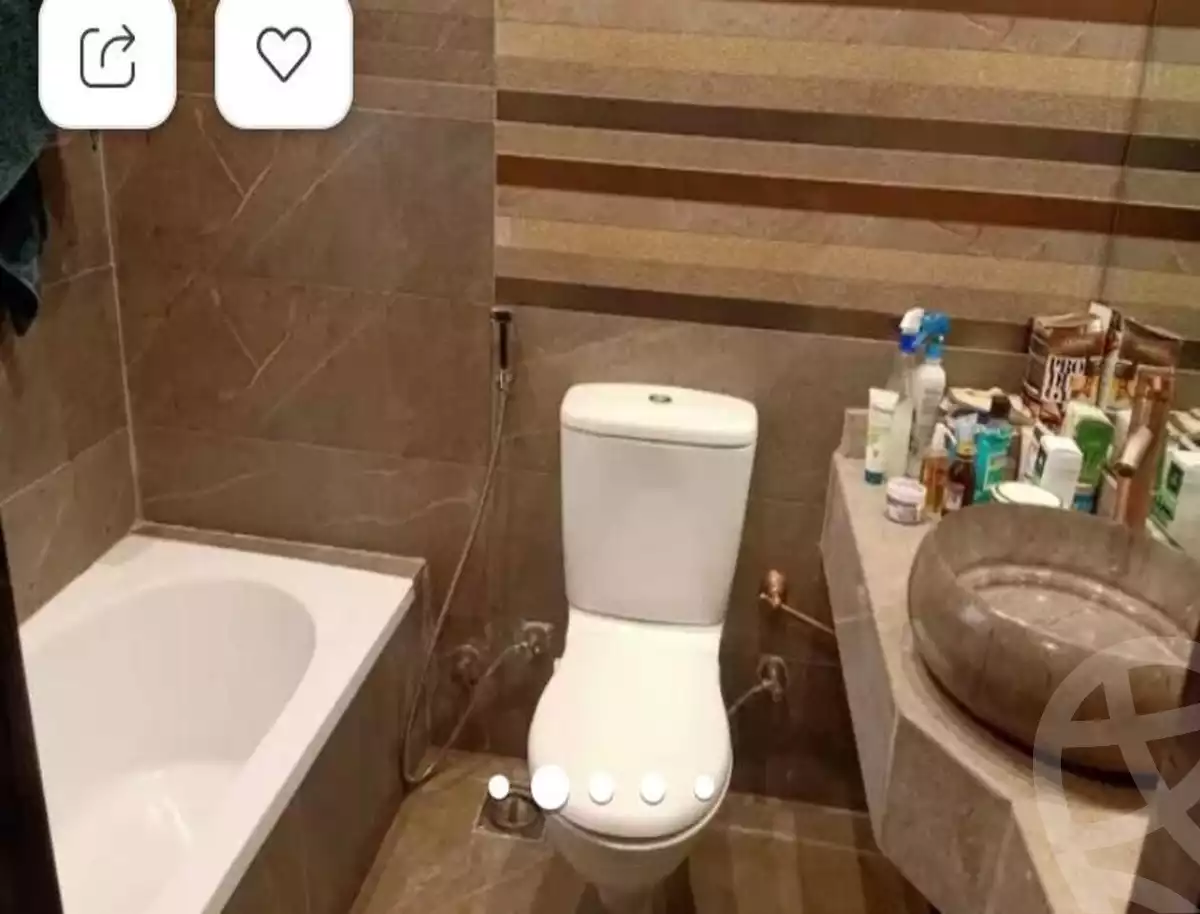 https://aqarmap.com.eg/en/listing/4086106-for-rent-cairo-el-sheikh-zayed-city-compounds-in-sheikh-zayed-royal-meadows