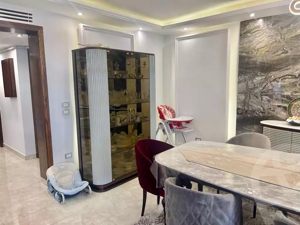 https://aqarmap.com.eg/en/listing/4087971-for-sale-cairo-new-cairo-compounds-taj-sultan