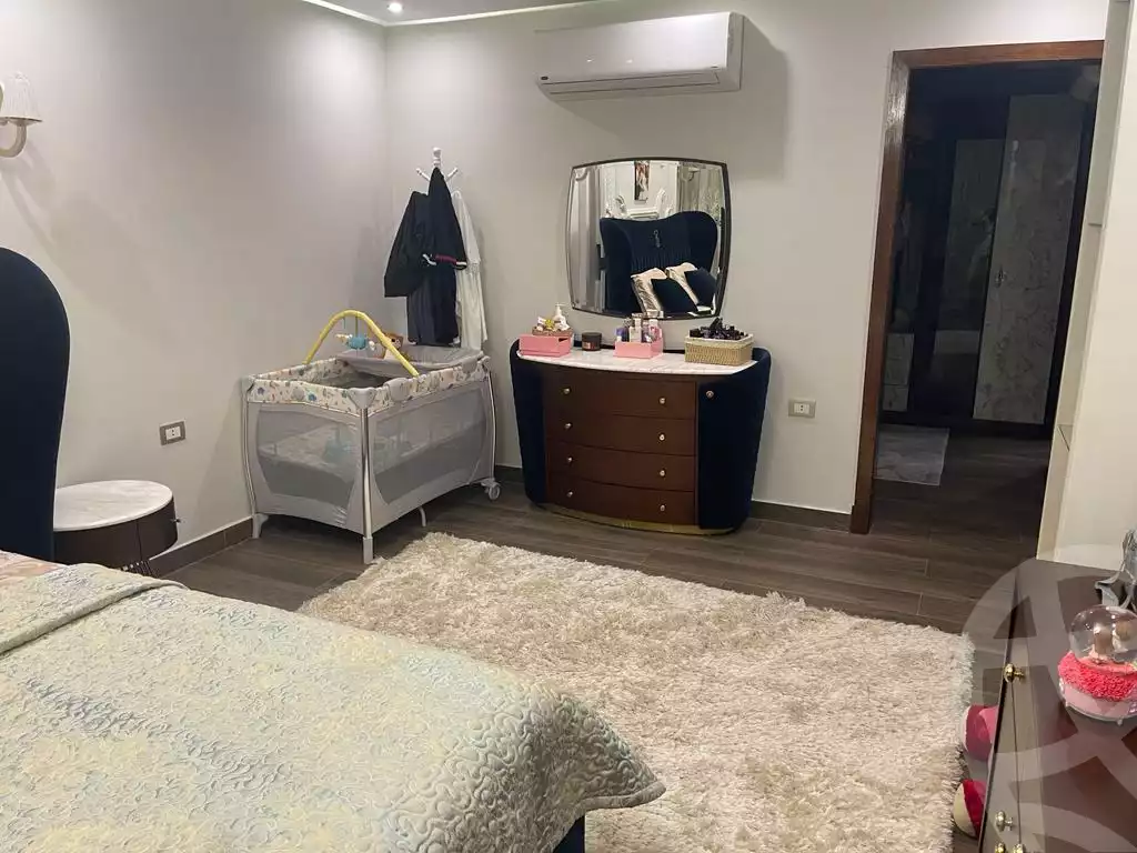 https://aqarmap.com.eg/en/listing/4087971-for-sale-cairo-new-cairo-compounds-taj-sultan