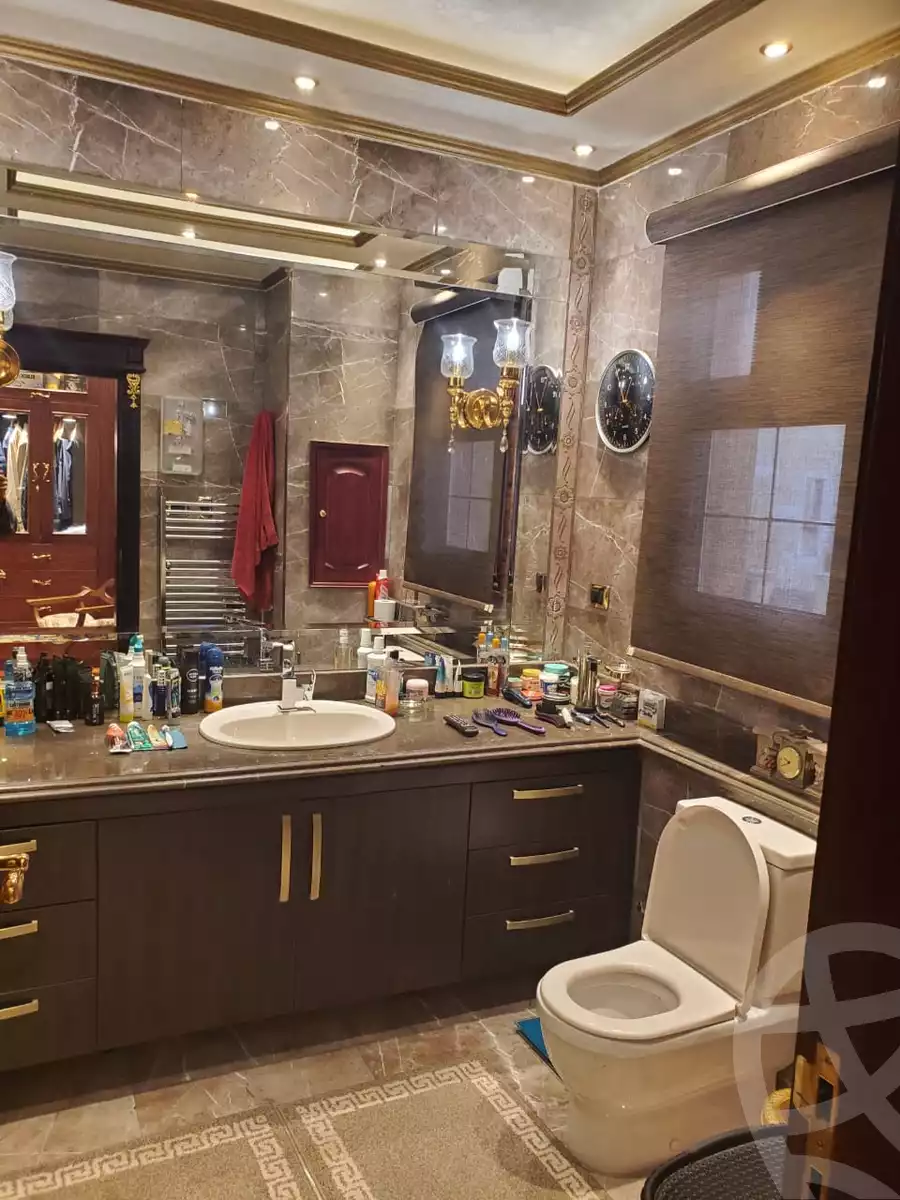 https://aqarmap.com.eg/en/listing/4089018-for-sale-cairo-new-cairo-compounds-la-terra