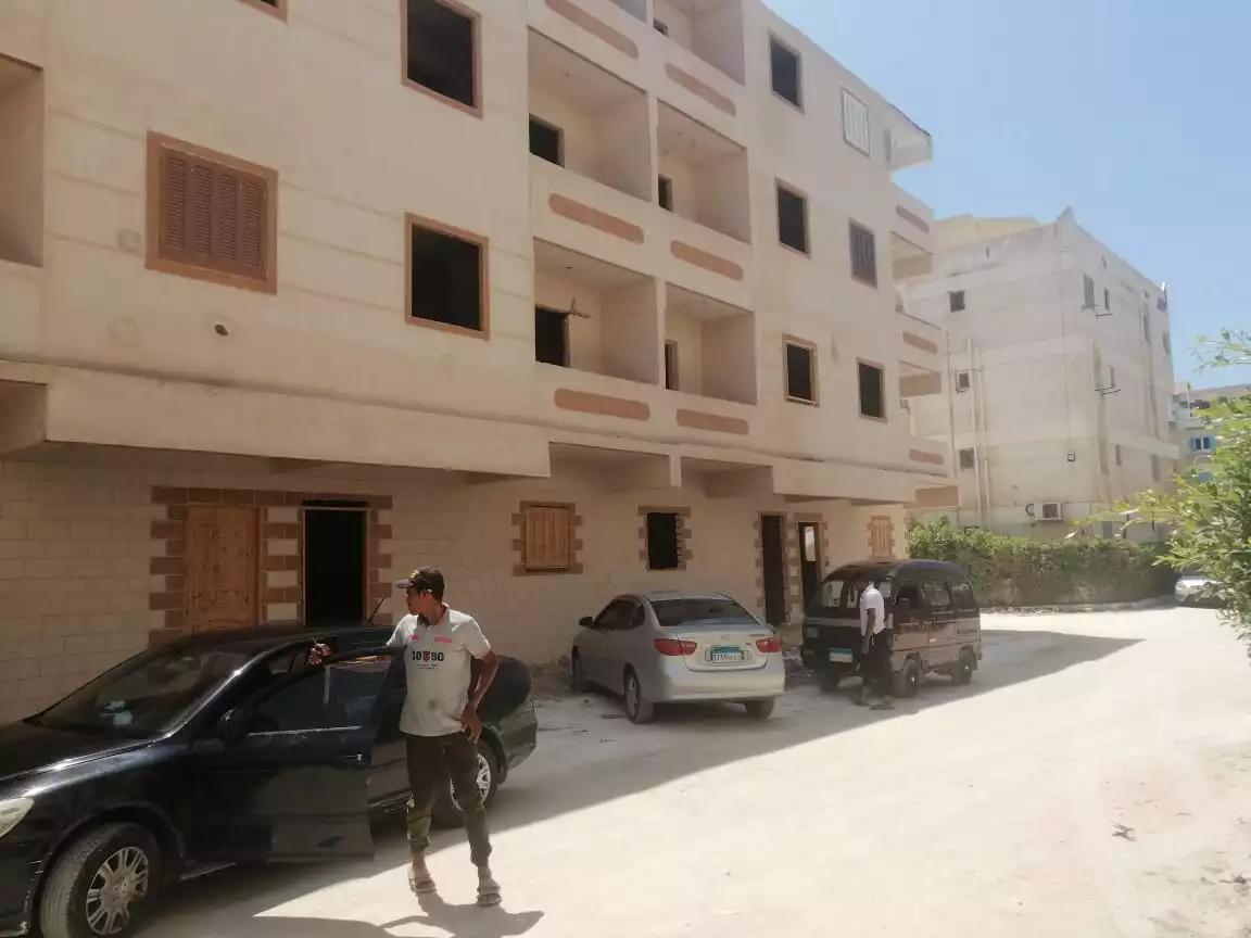 https://aqarmap.com.eg/en/listing/4089285-for-sale-alexandria-sidi-kirayr-qry-sydy-kryr-lqwt-ljwy