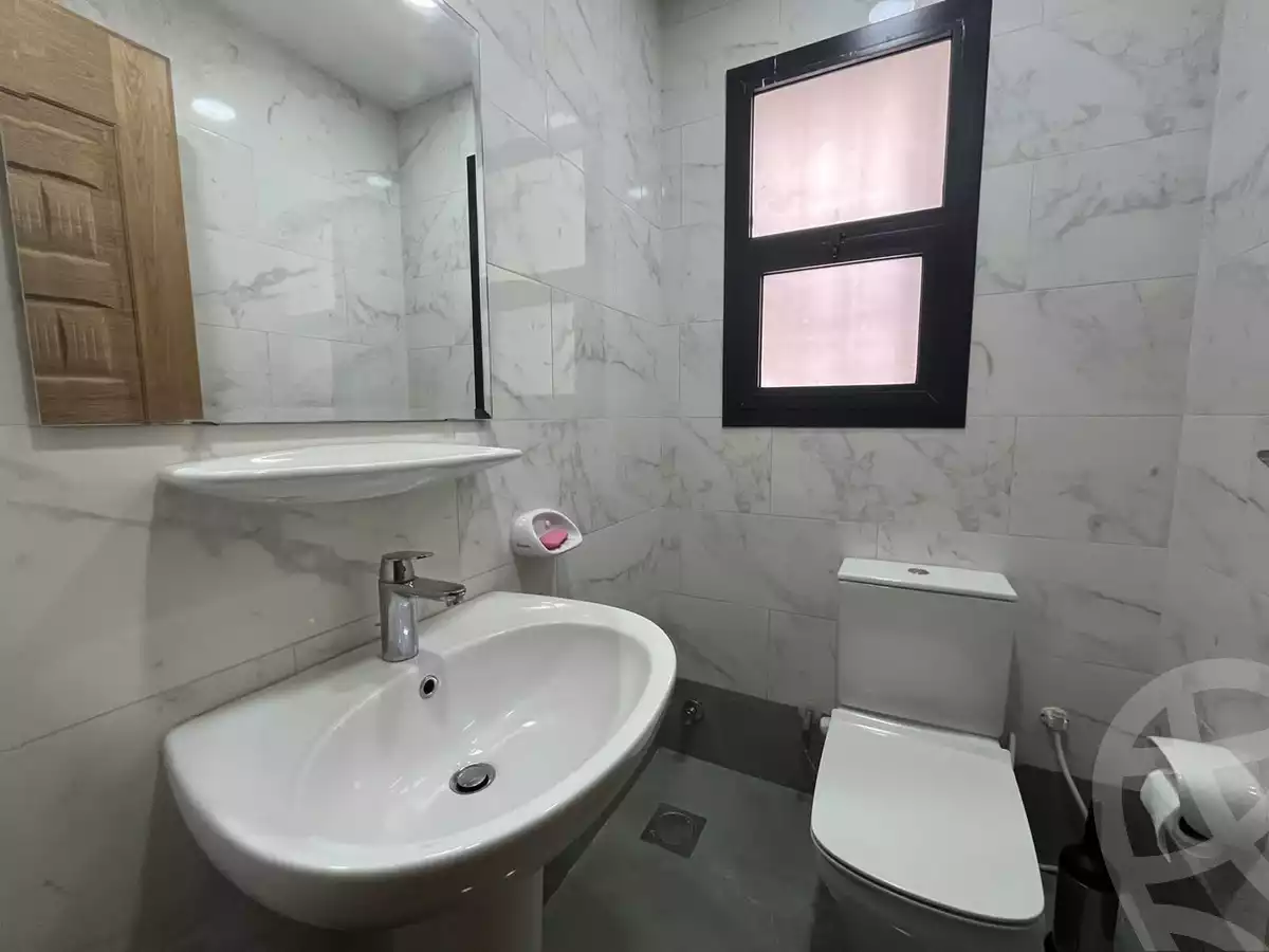 https://aqarmap.com.eg/ar/listing/4090538-for-rent-cairo-el-sheikh-zayed-city-compounds-in-sheikh-zayed-the-courtyard
