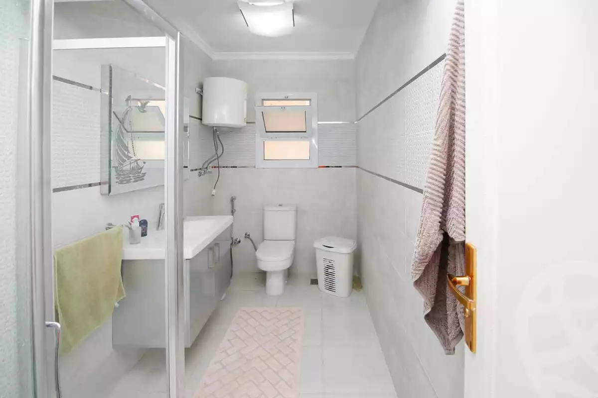 https://aqarmap.com.eg/ar/listing/4091483-for-sale-alexandria-el-montazah-compounds-royal-plaza-compound-al-halawany