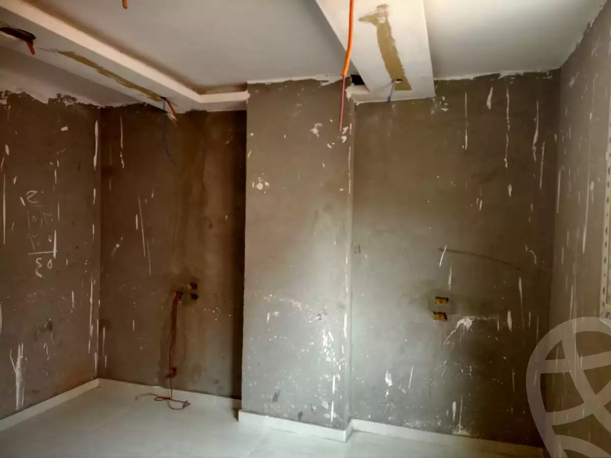 https://aqarmap.com.eg/en/listing/4093693-for-sale-cairo-helwan-kwrnysh-hlwn