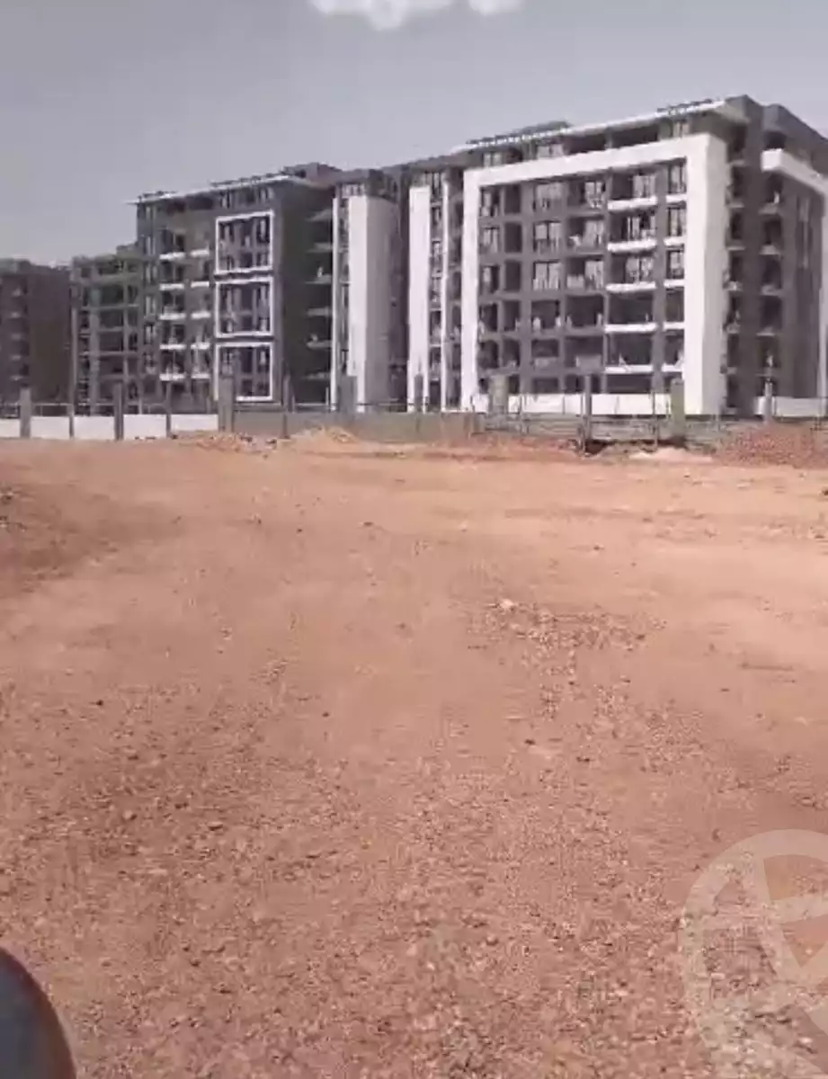 https://aqarmap.com.eg/ar/listing/4095737-for-sale-cairo-new-administrative-capital-r7-kmbwnd-stw