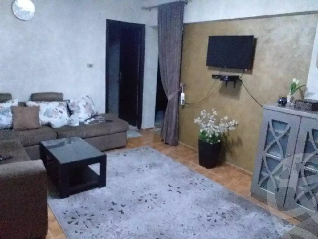 https://aqarmap.com.eg/en/listing/4096786-for-sale-cairo-mokattam-mskn-lzlzl-rolan-st