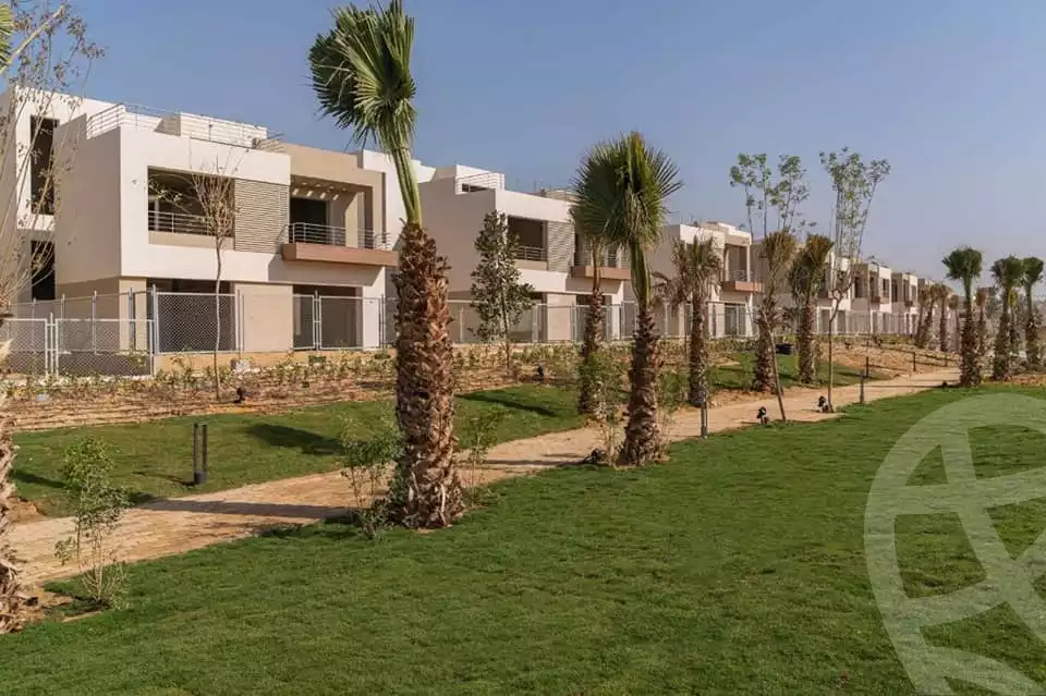https://aqarmap.com.eg/en/listing/4098587-for-sale-cairo-6th-of-october-compound-the-crown