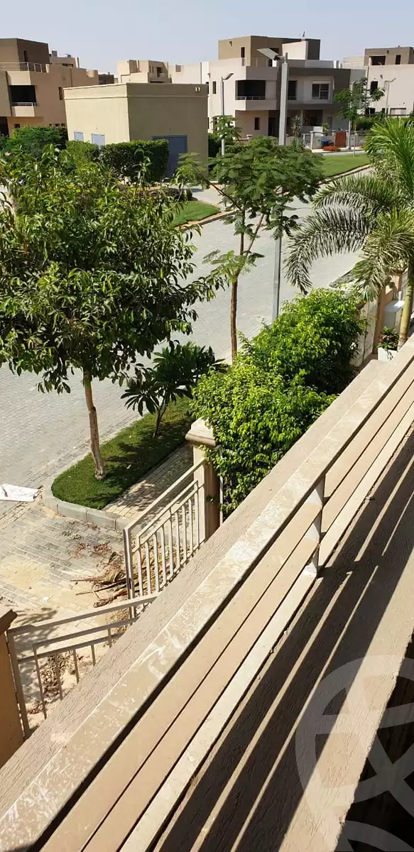 https://aqarmap.com.eg/ar/listing/4098864-for-sale-cairo-6th-of-october-compound-palm-hills-october