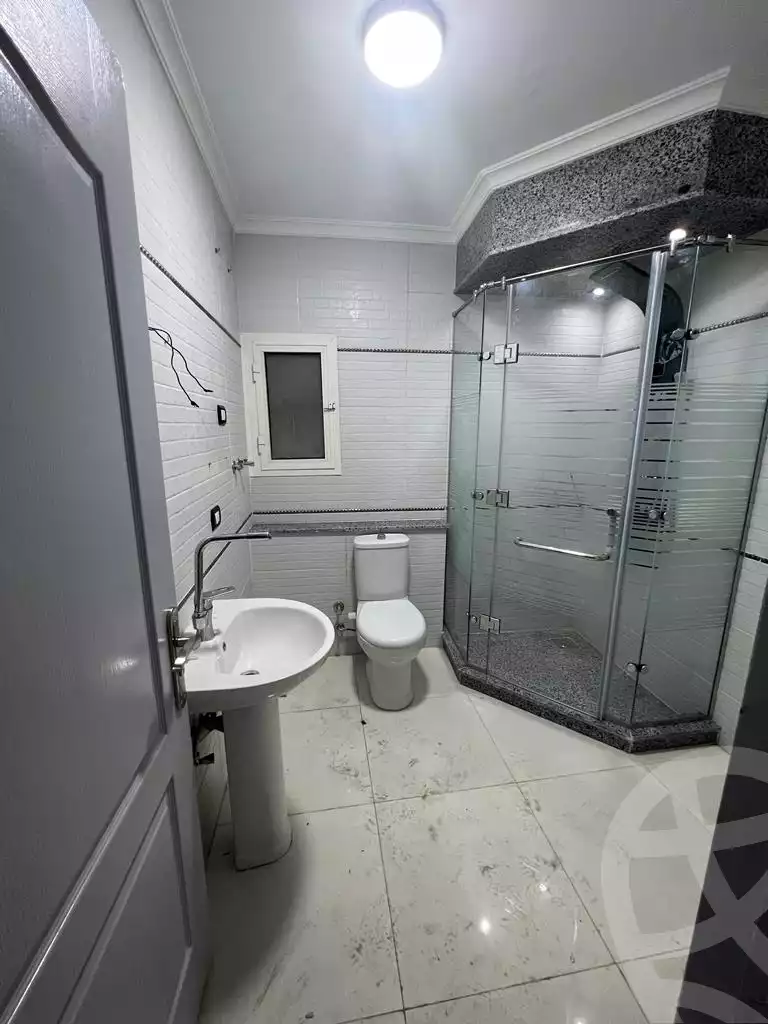 https://aqarmap.com.eg/ar/listing/4101494-for-sale-alexandria-glim-shr-ljysh