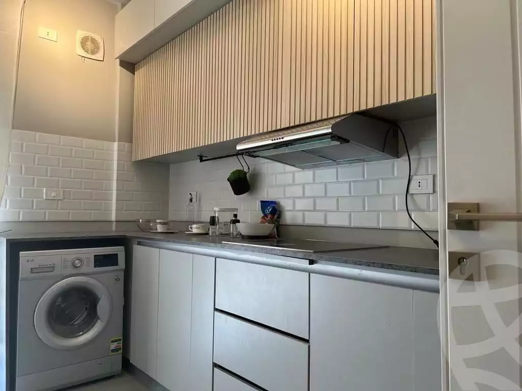 https://aqarmap.com.eg/en/listing/4102426-for-sale-cairo-el-sheikh-zayed-city-compounds-kmbwnd-fyldj-wyst-dr-llttwyr