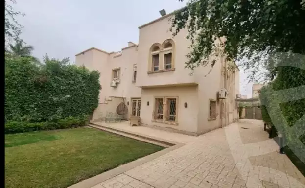 https://aqarmap.com.eg/en/listing/4103296-for-sale-cairo-el-sheikh-zayed-city-compounds-greens