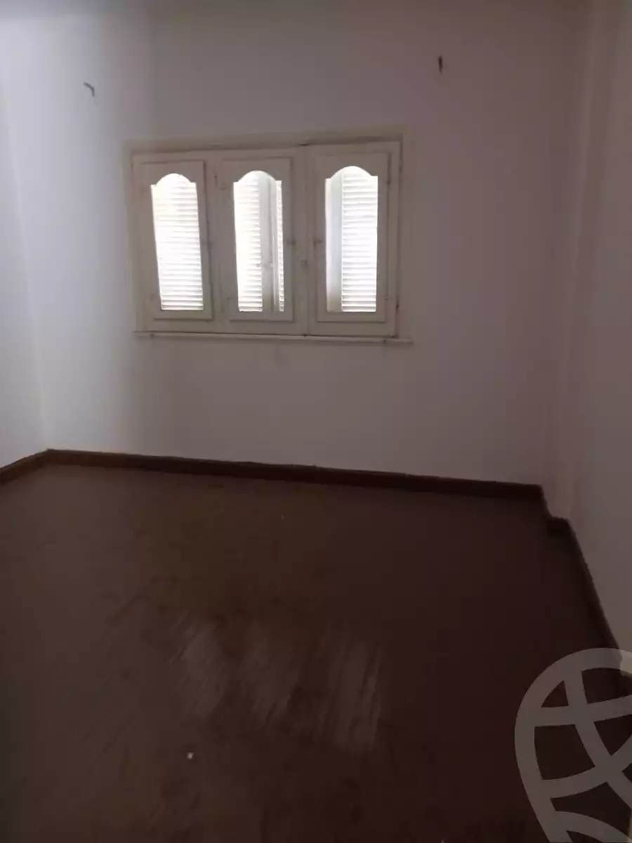 https://aqarmap.com.eg/en/listing/4103703-for-rent-cairo-downtown-abdeen-mohammed-farid-st