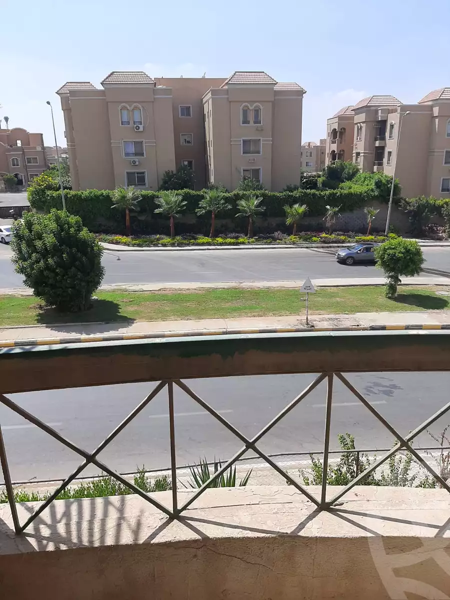 https://aqarmap.com.eg/en/listing/4104772-for-sale-cairo-new-cairo-compounds-zizinia-city