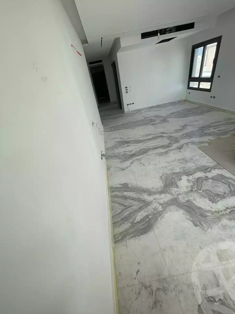 https://aqarmap.com.eg/en/listing/4106832-for-rent-cairo-el-sheikh-zayed-city-compounds-kmbwnd-wyst-twn-swdyk