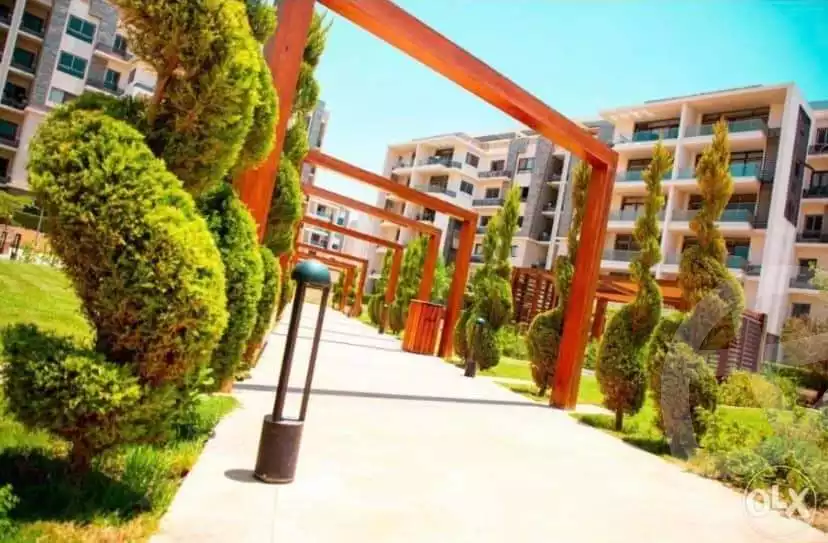 https://aqarmap.com.eg/ar/listing/4106841-for-sale-cairo-6th-of-october-hadaeq-october-kmbwnd-fy-hdyq-ktwbr-beta-greens-compound-beta-egypt