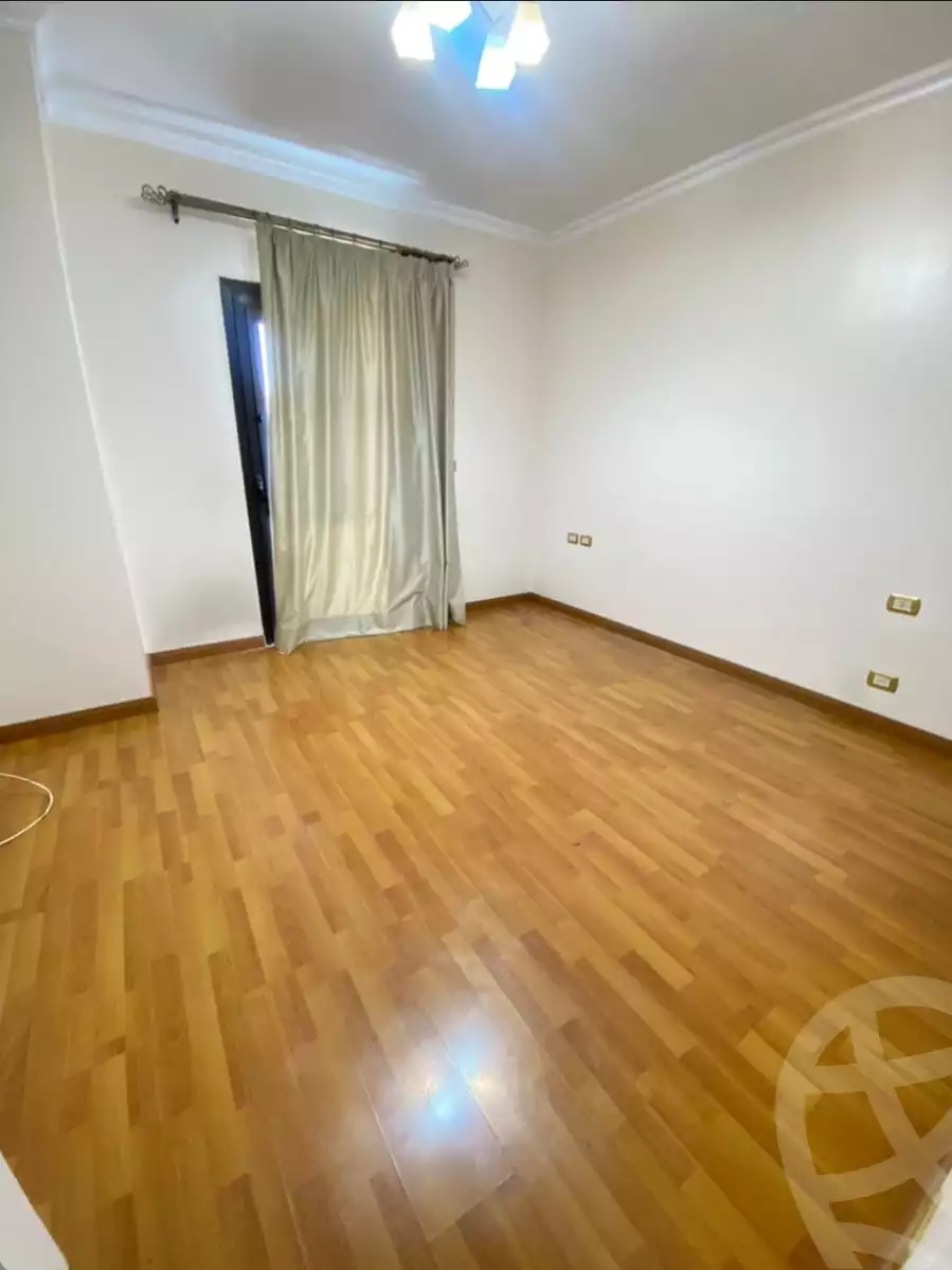 https://aqarmap.com.eg/ar/listing/4106862-for-rent-cairo-el-sheikh-zayed-city-compounds-in-sheikh-zayed-the-courtyard
