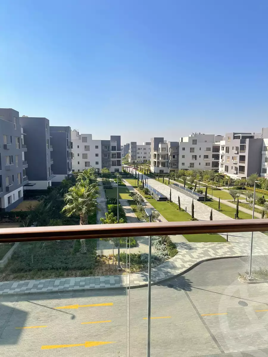 https://aqarmap.com.eg/en/listing/4109728-for-rent-cairo-6th-of-october-compound-aeon