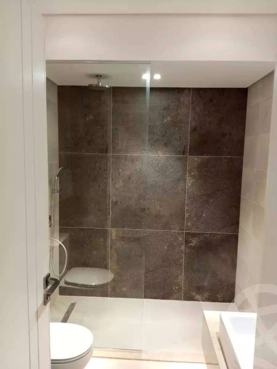 https://aqarmap.com.eg/en/listing/4110282-for-sale-cairo-el-sheikh-zayed-city-compounds-kmbwnd-fyldj-wyst-dr-llttwyr