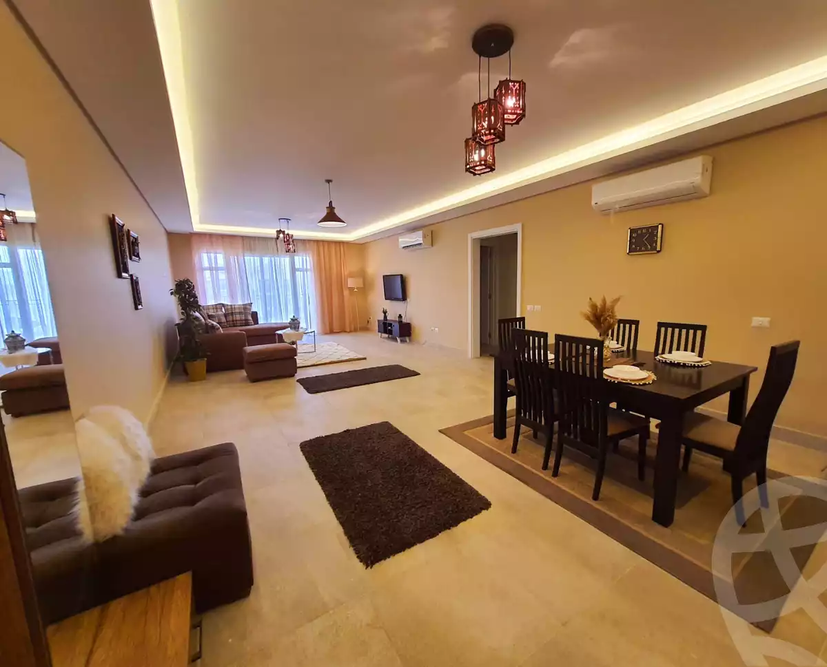 https://aqarmap.com.eg/ar/listing/4112339-for-rent-cairo-6th-of-october-compound-october-plaza