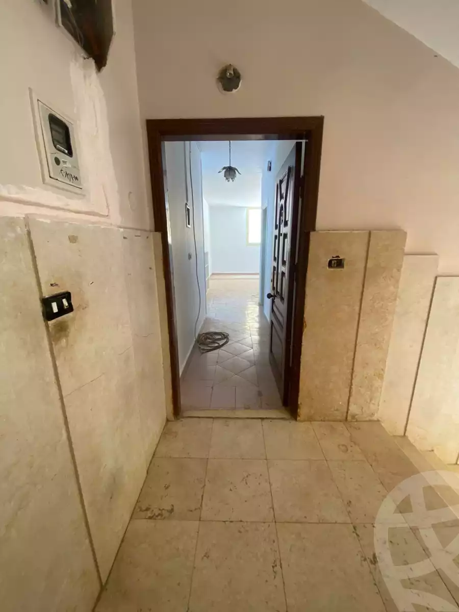 https://aqarmap.com.eg/ar/listing/4112466-for-rent-cairo-6th-of-october-lhsry