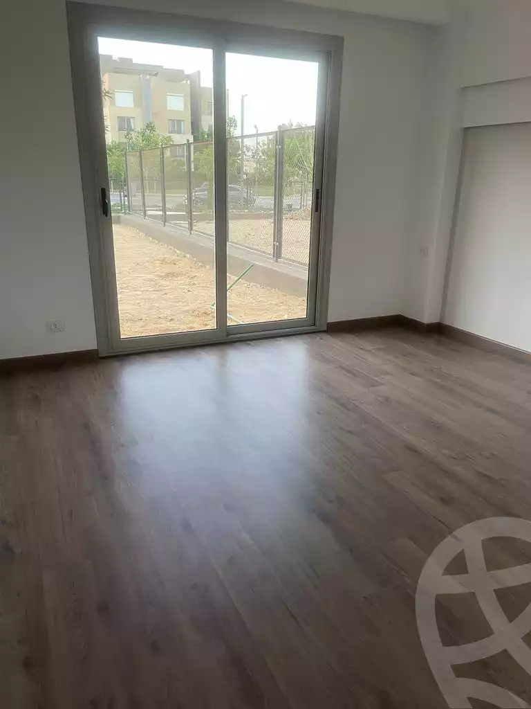 https://aqarmap.com.eg/en/listing/4113957-for-rent-cairo-6th-of-october-compound-palm-parks