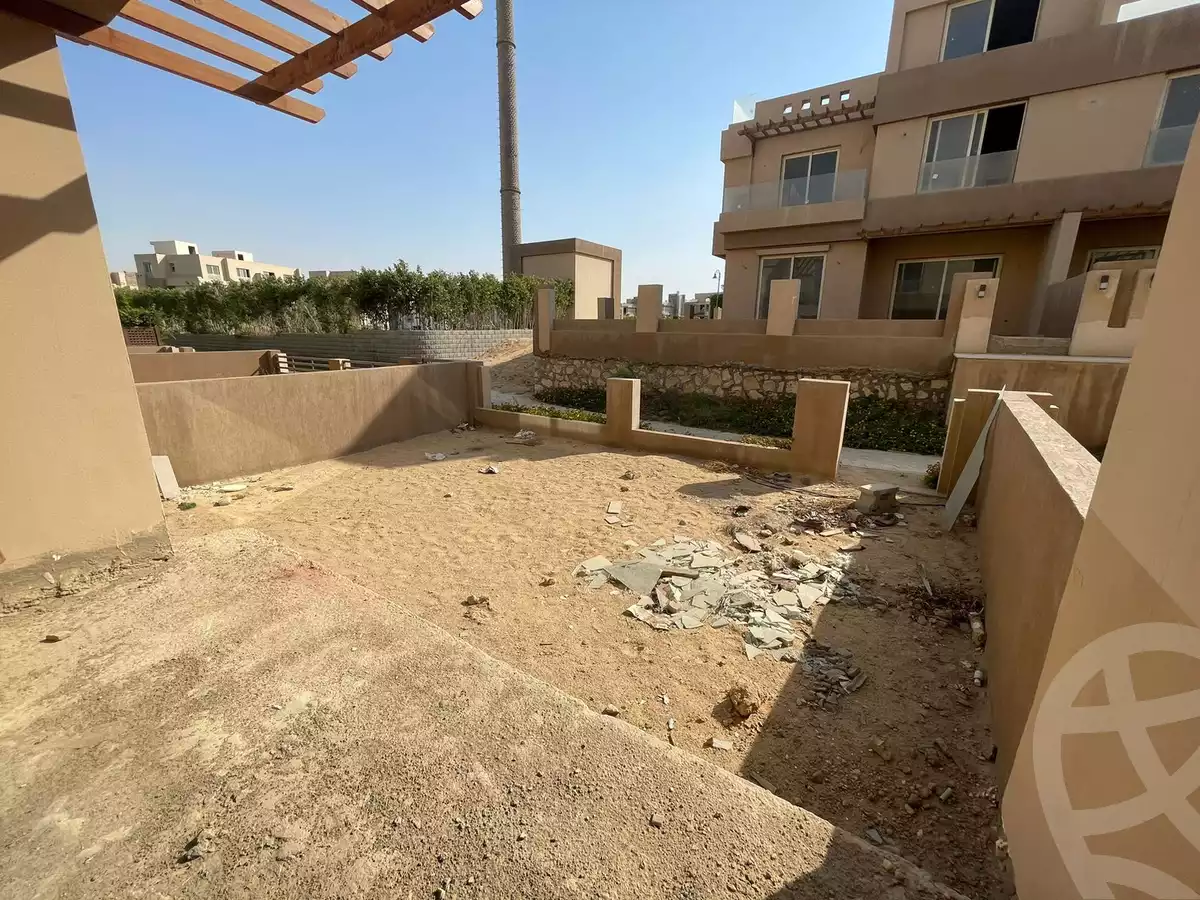 https://aqarmap.com.eg/en/listing/4114324-for-sale-cairo-el-sheikh-zayed-city-compounds-in-sheikh-zayed-rayos