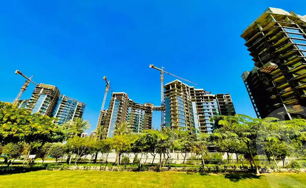 https://aqarmap.com.eg/ar/listing/4114740-for-sale-cairo-el-sheikh-zayed-city-compounds-brj-zyd-wr-llttwyr