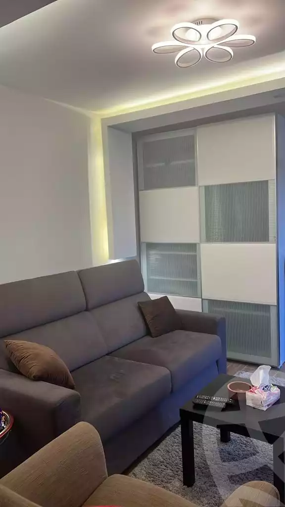 https://aqarmap.com.eg/ar/listing/4117134-for-rent-cairo-el-sheikh-zayed-city-compounds-kmbwnd-wyst-twn-swdyk