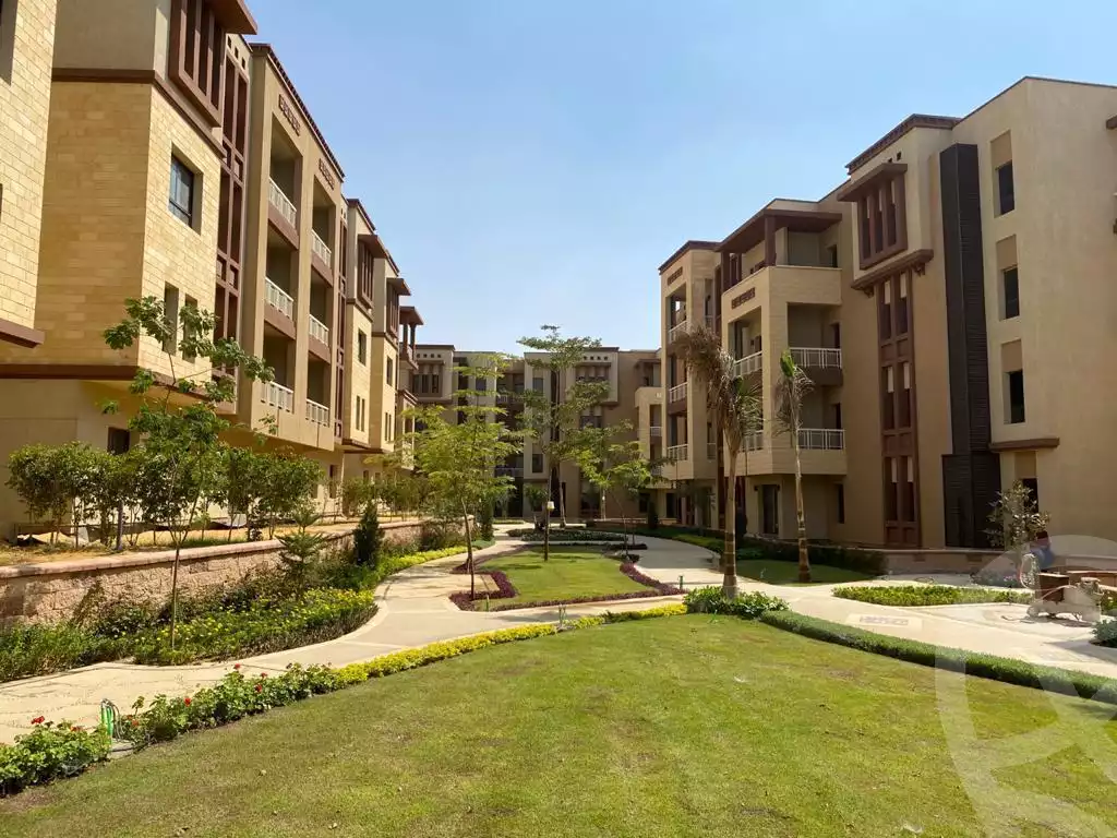 https://aqarmap.com.eg/en/listing/4119942-for-sale-cairo-6th-of-october-compound-green-5