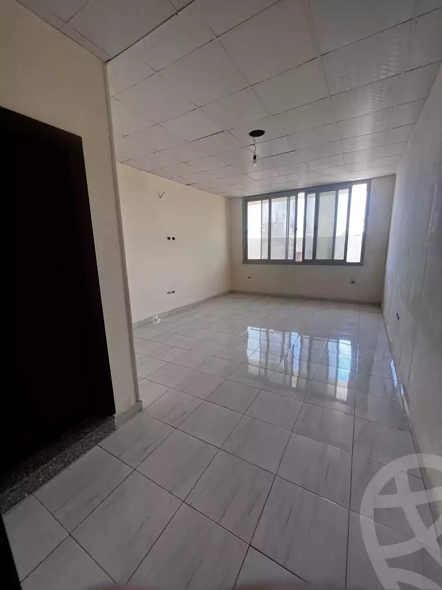 https://aqarmap.com.eg/en/listing/4120961-for-rent-silver-mall