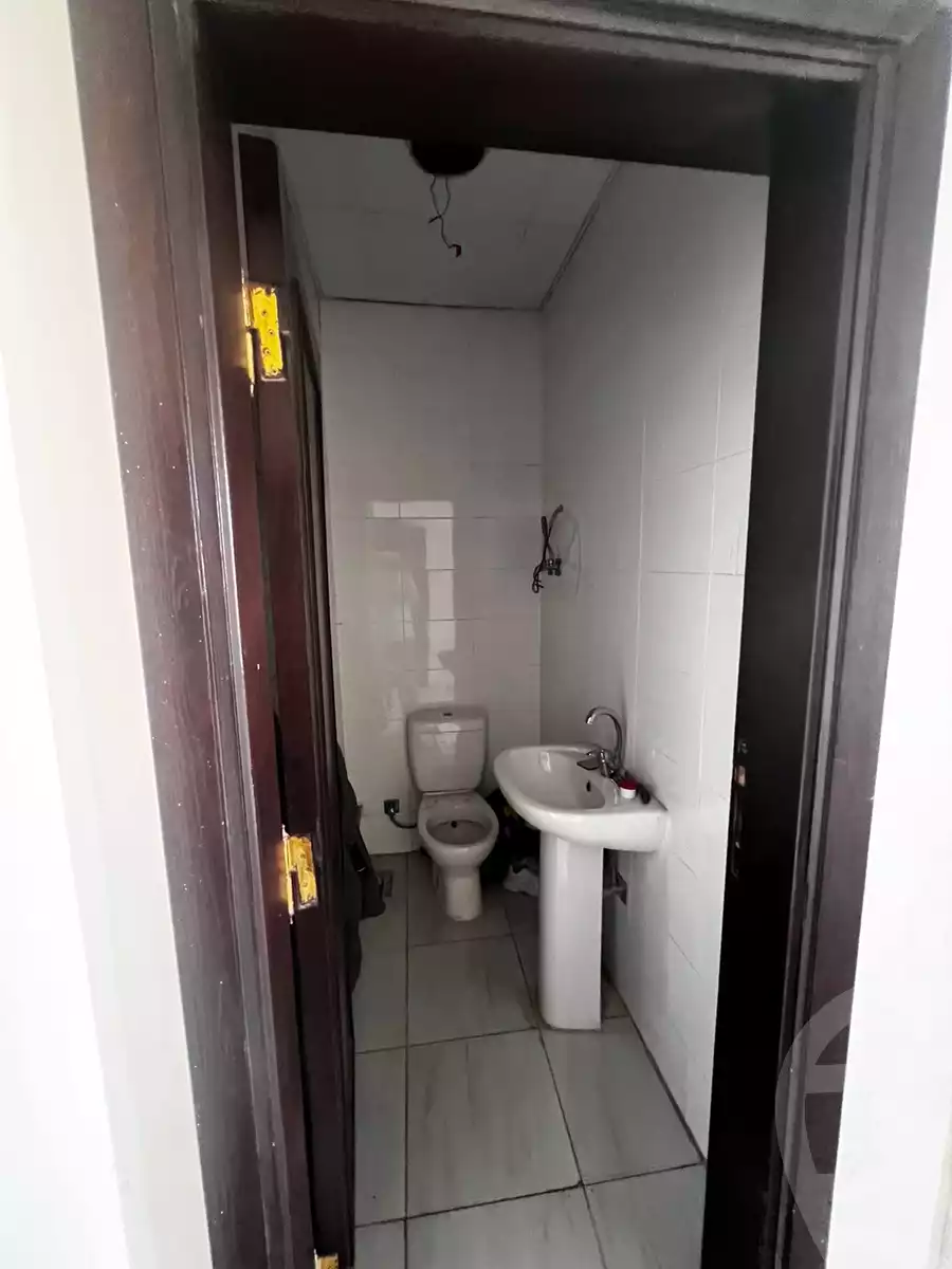 https://aqarmap.com.eg/en/listing/4120961-for-rent-silver-mall