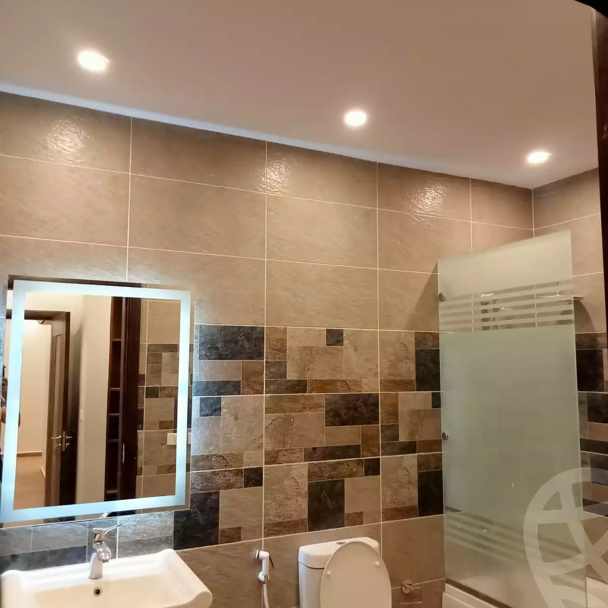 https://aqarmap.com.eg/en/listing/4121727-for-rent-cairo-6th-of-october-compound-aeon