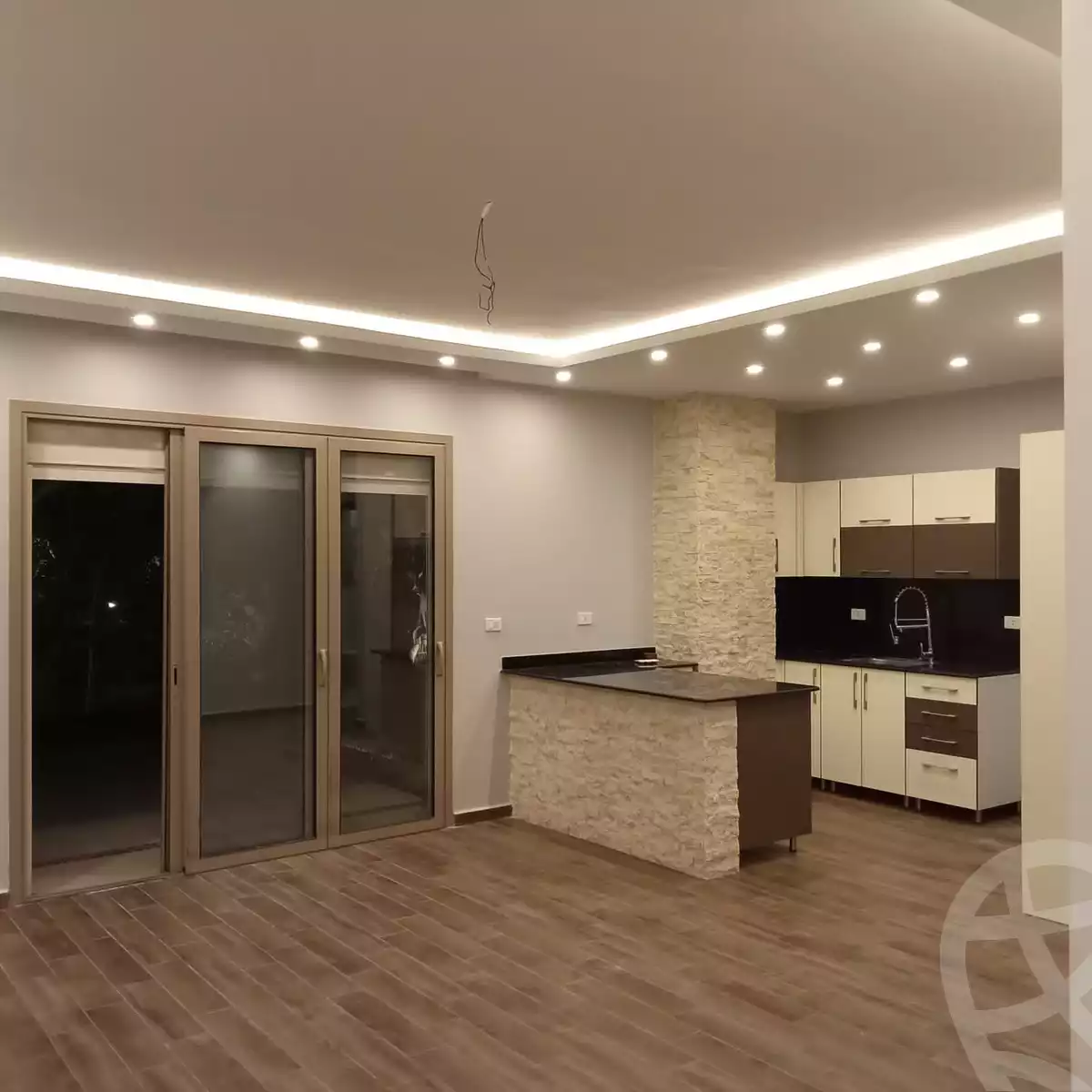 https://aqarmap.com.eg/en/listing/4121727-for-rent-cairo-6th-of-october-compound-aeon