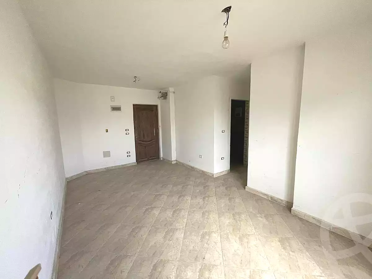 https://aqarmap.com.eg/en/listing/4122363-for-sale-alexandria-moharram-bey-erfan-st