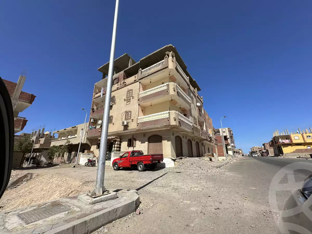 https://aqarmap.com.eg/en/listing/4126439-for-sale-rs-grb-lbhr-lhmr