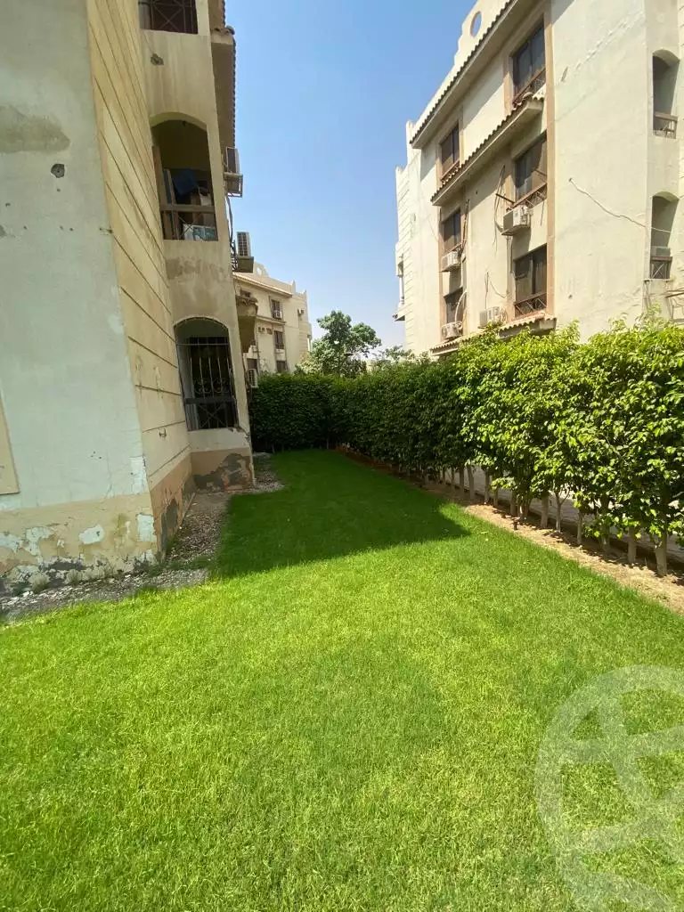 https://aqarmap.com.eg/en/listing/4127250-for-sale-cairo-new-cairo-compounds-zizinia-city