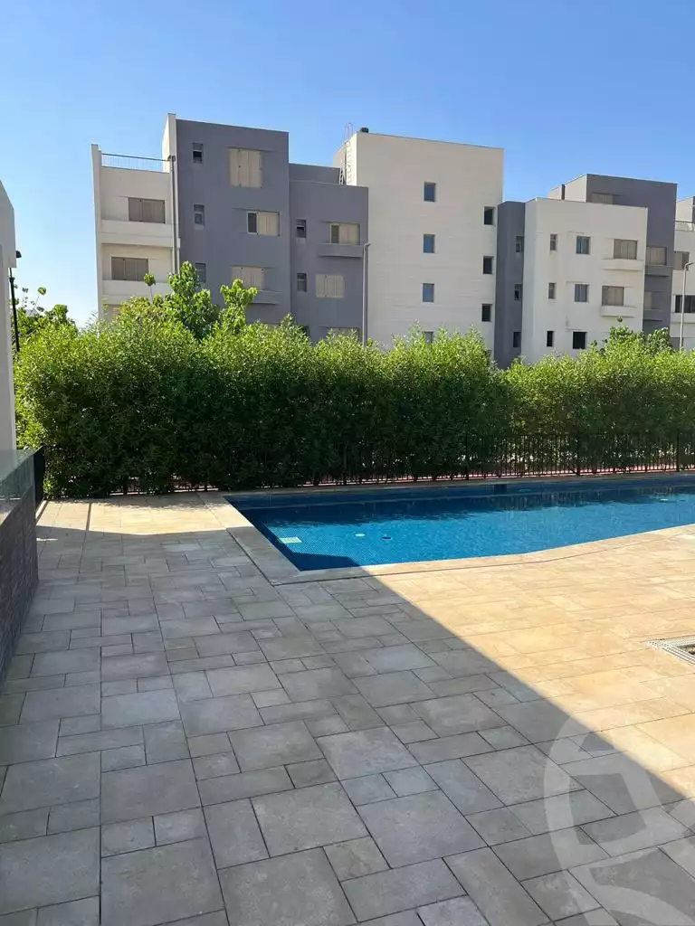 https://aqarmap.com.eg/en/listing/4127897-for-sale-cairo-6th-of-october-compound-aeon