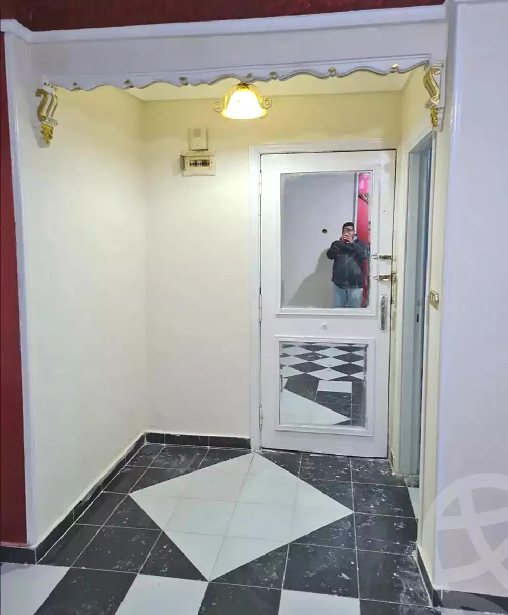 https://aqarmap.com.eg/ar/listing/4131249-for-rent-alexandria-el-montazah-el-montazah